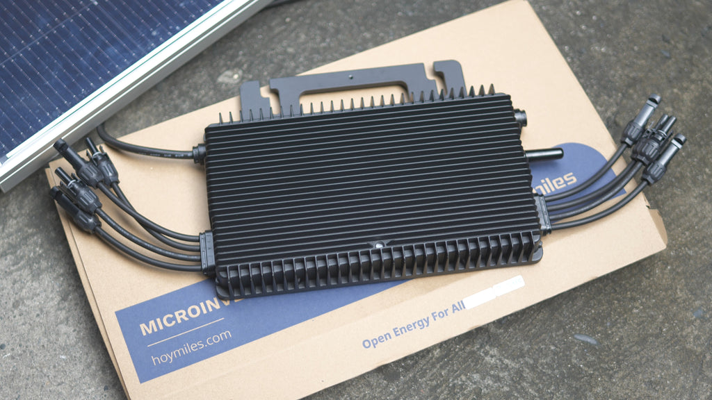 Hoymiles DIY Solar with 10 (M) Plug